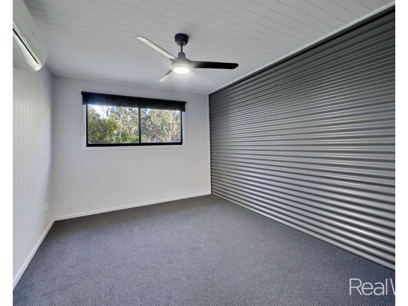 8 Rickards Road, Kolonga QLD 4671