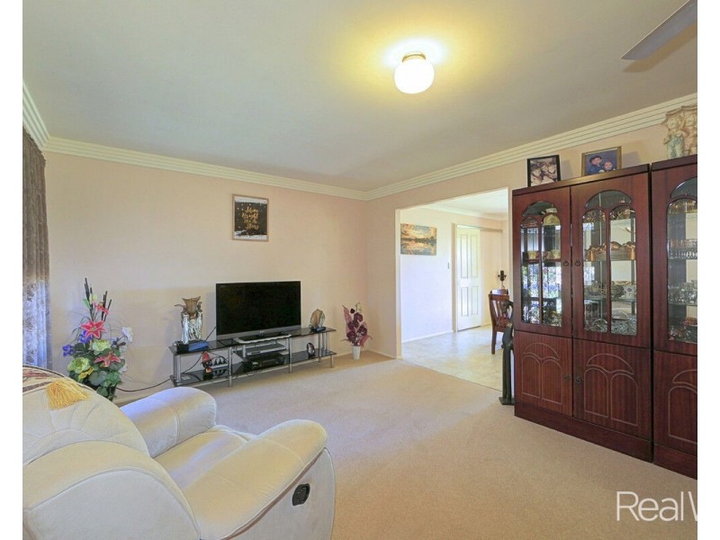 5 Hitchcock Crt, Kepnock QLD 4670