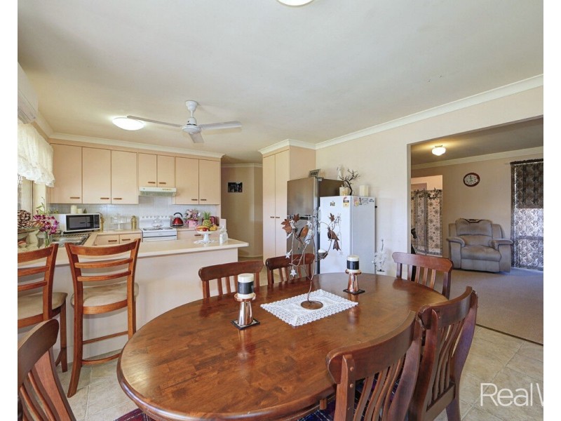 5 Hitchcock Crt, Kepnock QLD 4670