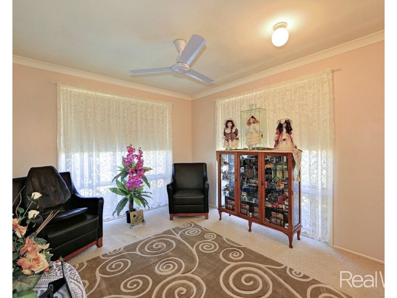 5 Hitchcock Crt, Kepnock QLD 4670
