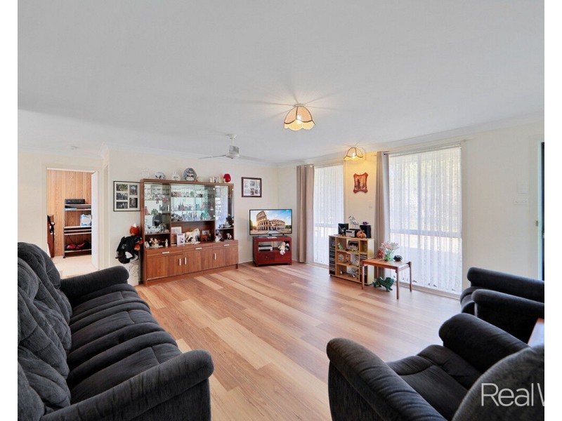 14 Wonderland Avenue, Branyan QLD 4670