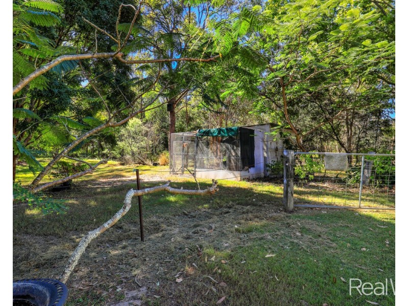 14 Wonderland Avenue, Branyan QLD 4670