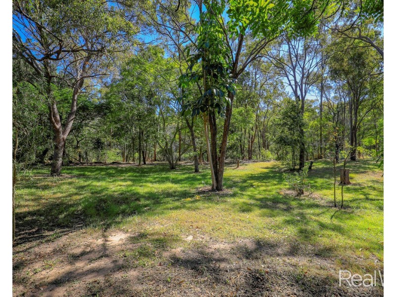 14 Wonderland Avenue, Branyan QLD 4670