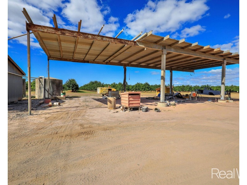 675 Clayton Road, Alloway QLD 4670