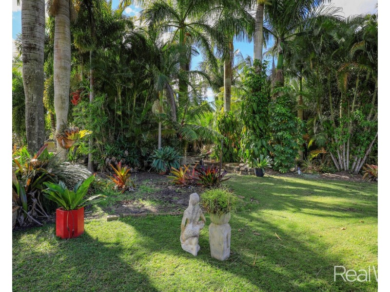 675 Clayton Road, Alloway QLD 4670