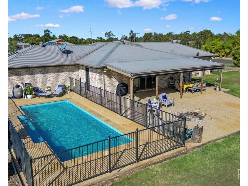 65 Parklands Drive, Branyan QLD 4670