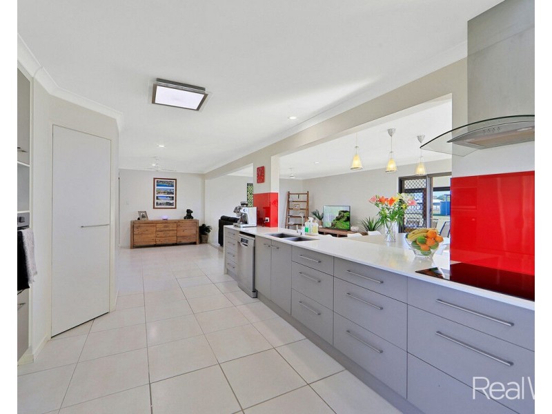 65 Parklands Drive, Branyan QLD 4670