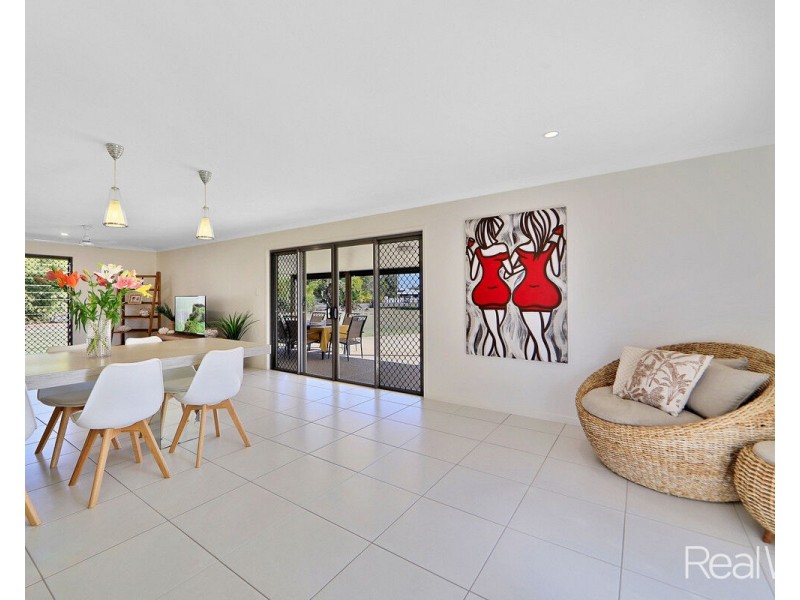 65 Parklands Drive, Branyan QLD 4670