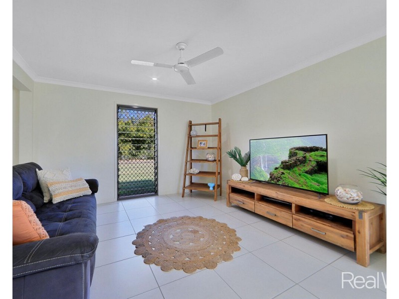 65 Parklands Drive, Branyan QLD 4670