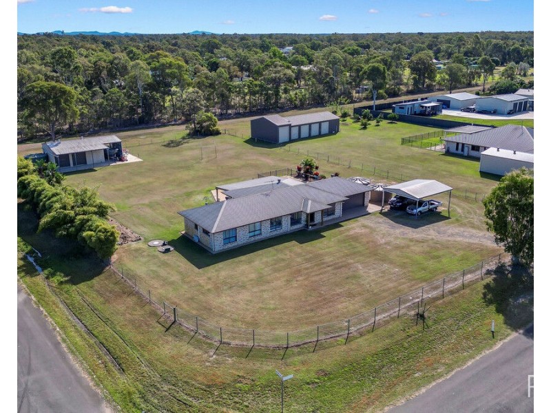 65 Parklands Drive, Branyan QLD 4670