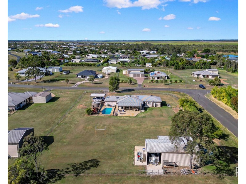 65 Parklands Drive, Branyan QLD 4670