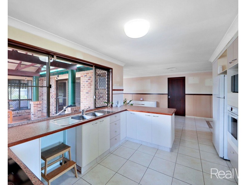 16 Leivesley Street, Bundaberg East QLD 4670