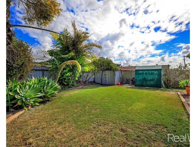 16 Leivesley Street, Bundaberg East QLD 4670