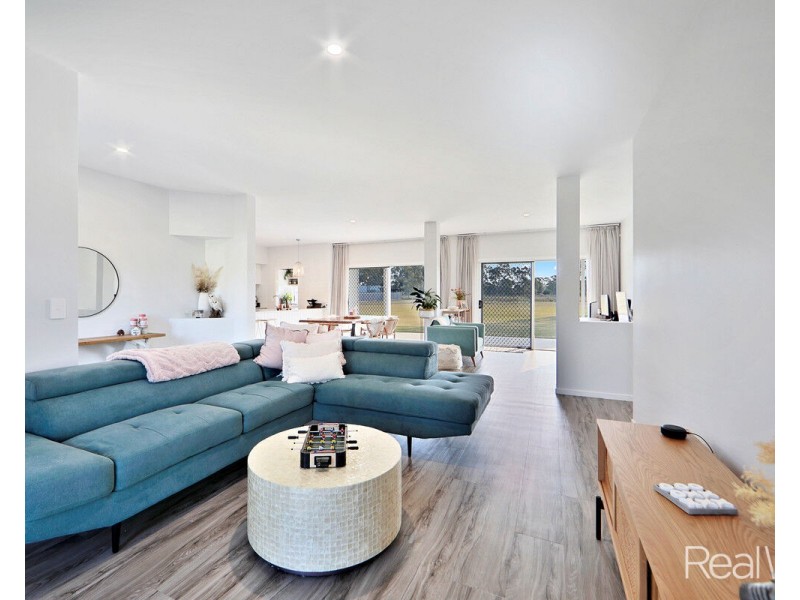 49 Workmans Road, Sharon QLD 4670