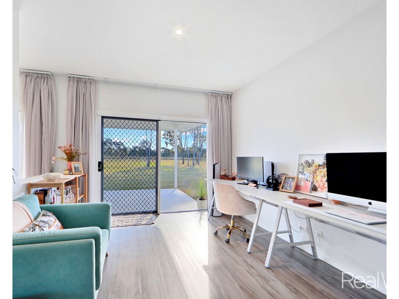 49 Workmans Road, Sharon QLD 4670