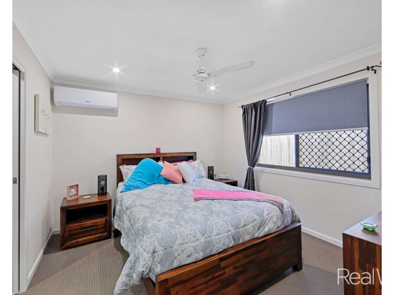 2/1 Alison Drive, Kalkie QLD 4670