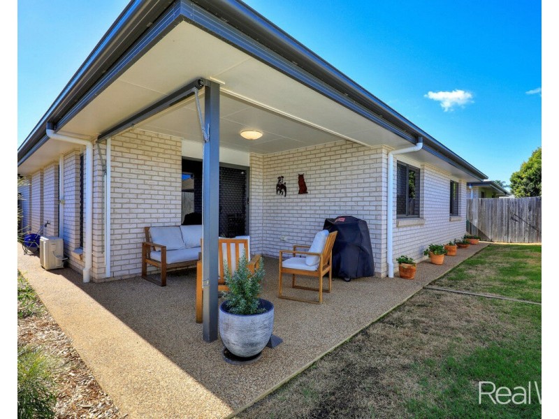 2/1 Alison Drive, Kalkie QLD 4670