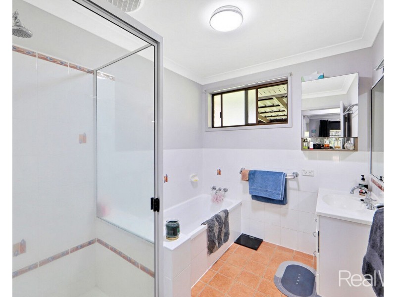 19 Currawong Road, Gooburrum QLD 4670