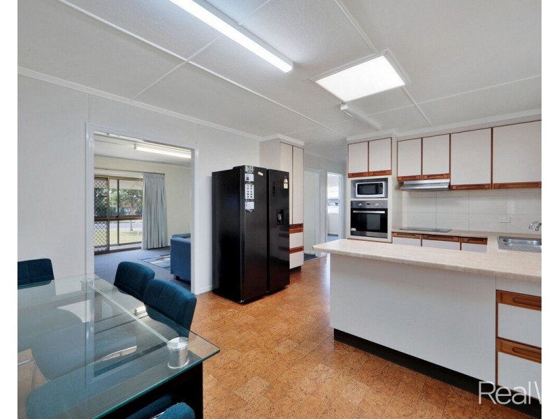 6 Thorburn Street, Svensson Heights QLD 4670