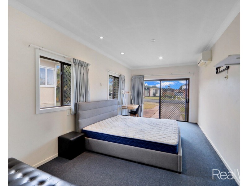 6 Thorburn Street, Svensson Heights QLD 4670