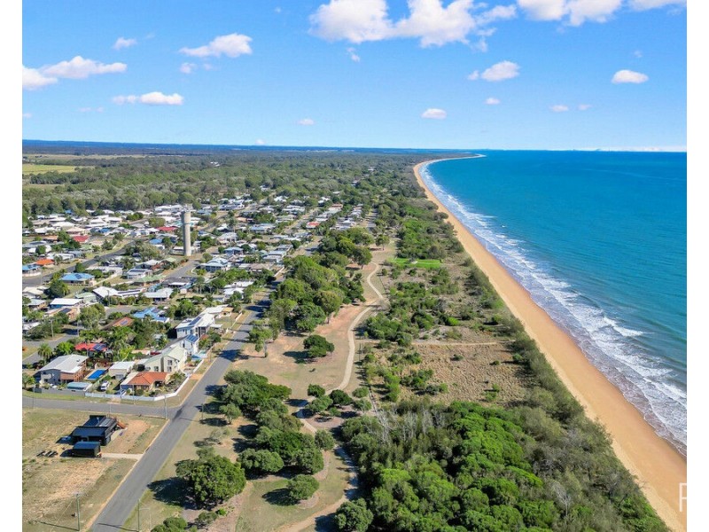 3 Tea Tree Court, Moore Park Beach QLD 4670