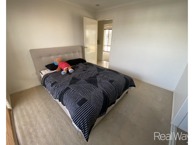 44 Chancellor Drive, Avenell Heights QLD 4670