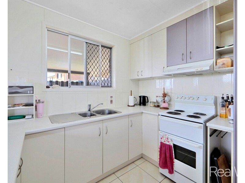 7 Cox Crescent, Millbank QLD 4670