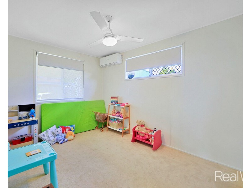 7 Cox Crescent, Millbank QLD 4670