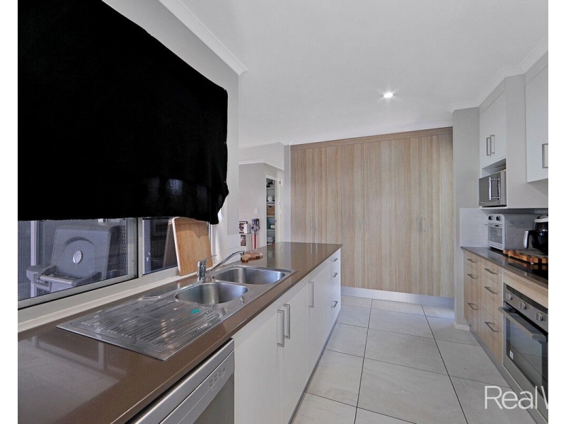 3/27 Holland Street, Bargara QLD 4670