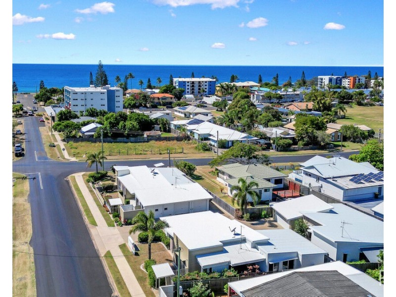 3/27 Holland Street, Bargara QLD 4670