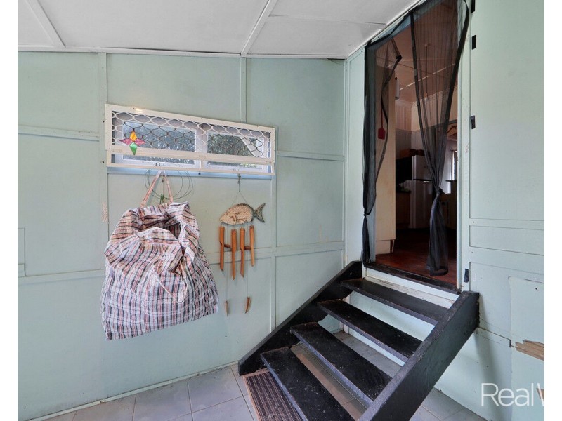 34 High Street, Walkervale QLD 4670