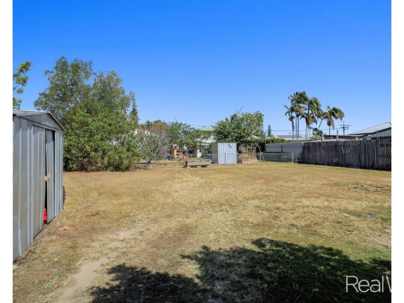 34 High Street, Walkervale QLD 4670