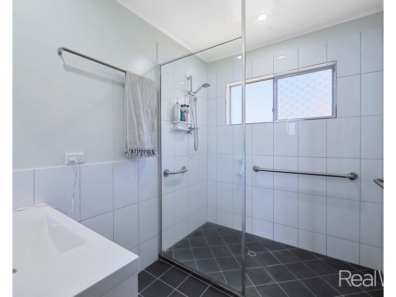 5 See Crescent, Avenell Heights QLD 4670