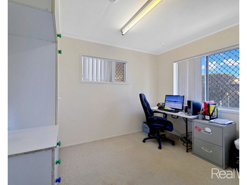 5 See Crescent, Avenell Heights QLD 4670