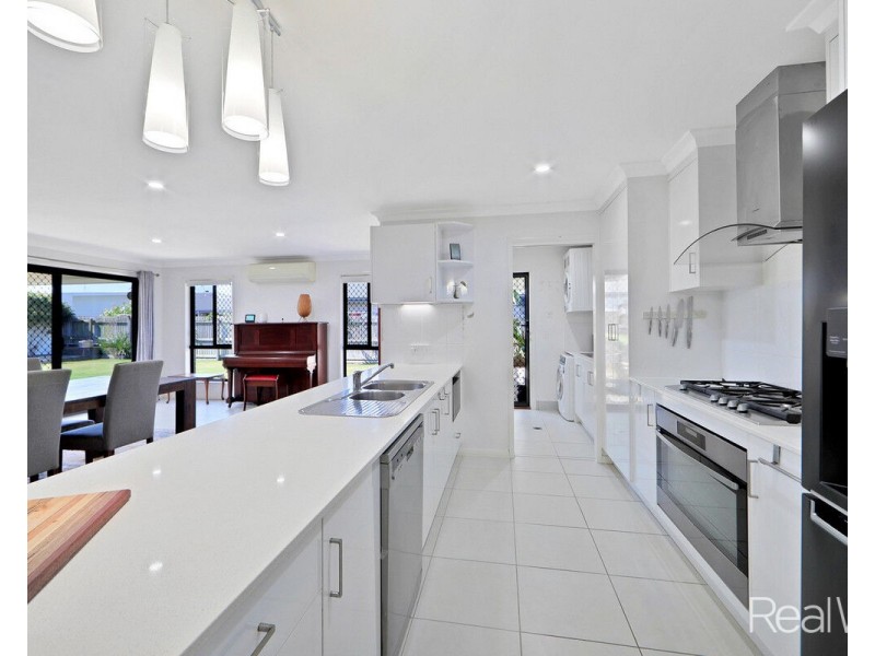 15 Gum Nut Drive, Ashfield QLD 4670