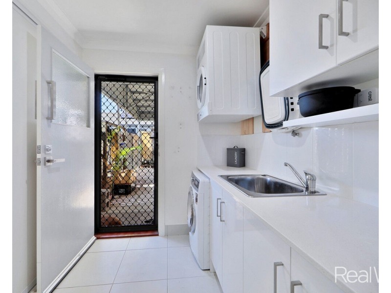 15 Gum Nut Drive, Ashfield QLD 4670