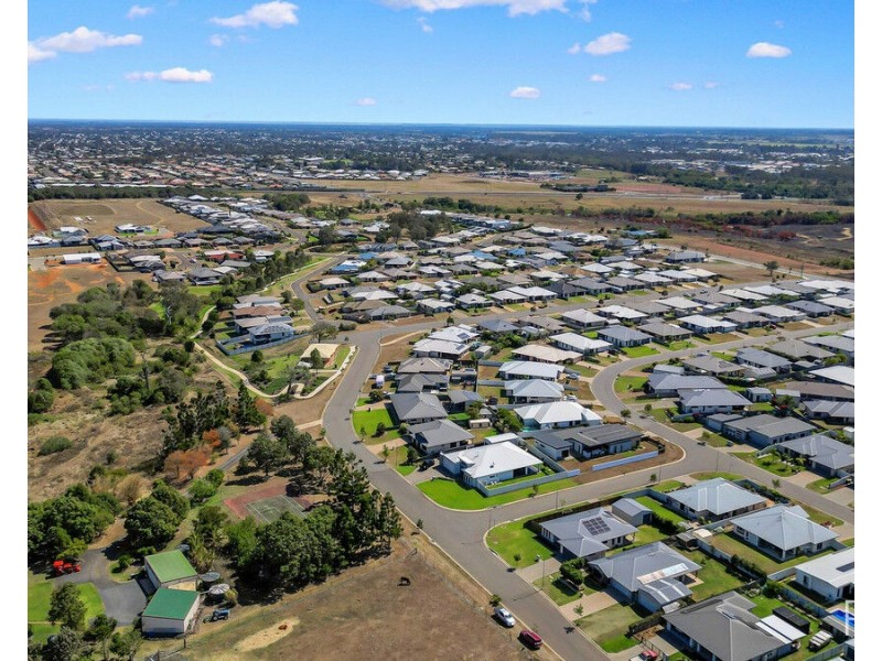 15 Gum Nut Drive, Ashfield QLD 4670