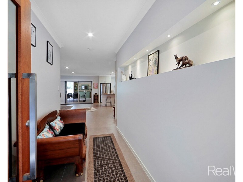 67 Sylvan Drive, Moore Park Beach QLD 4670