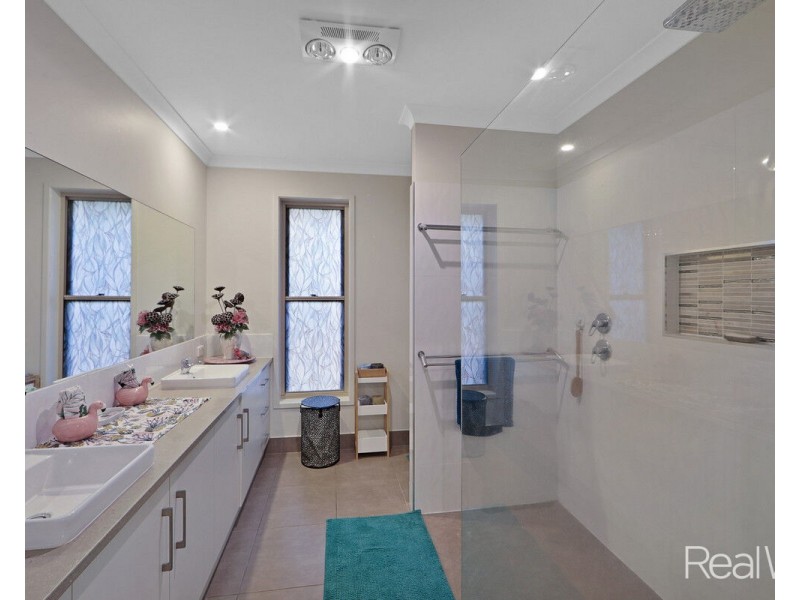 67 Sylvan Drive, Moore Park Beach QLD 4670