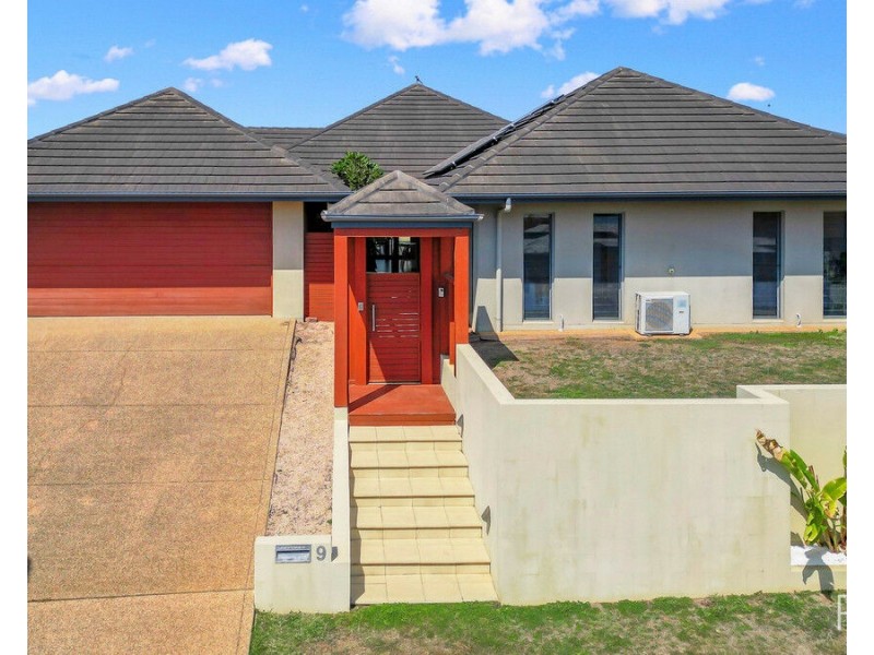 9 Freshwater Drive, Branyan QLD 4670