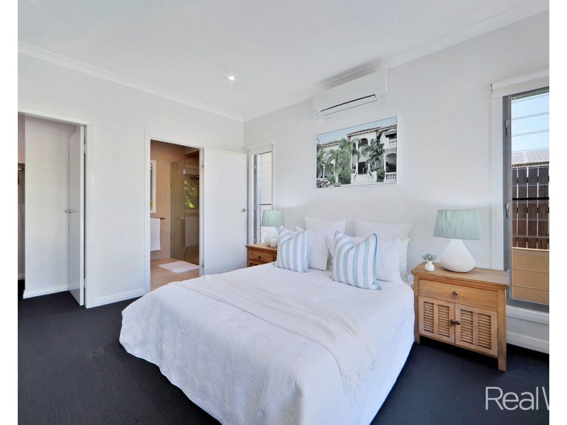 9 Freshwater Drive, Branyan QLD 4670