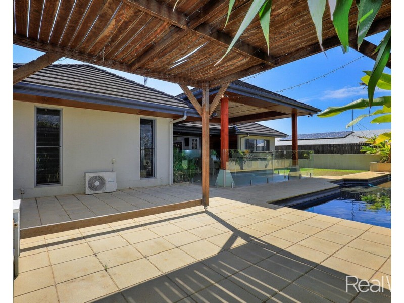 9 Freshwater Drive, Branyan QLD 4670