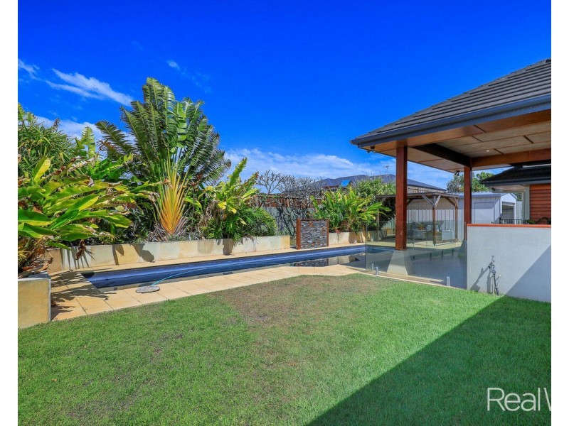 9 Freshwater Drive, Branyan QLD 4670