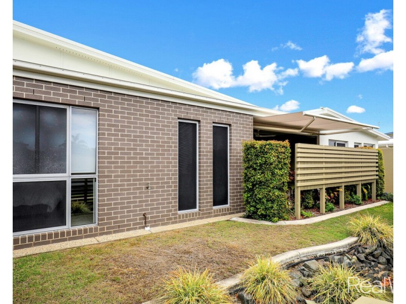 2/27 Holland Street, Bargara QLD 4670