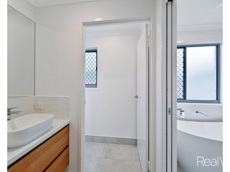 29 Altivole Drive, Norville QLD 4670