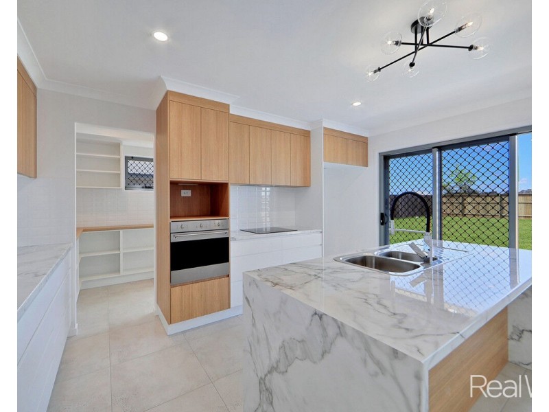 29 Altivole Drive, Norville QLD 4670