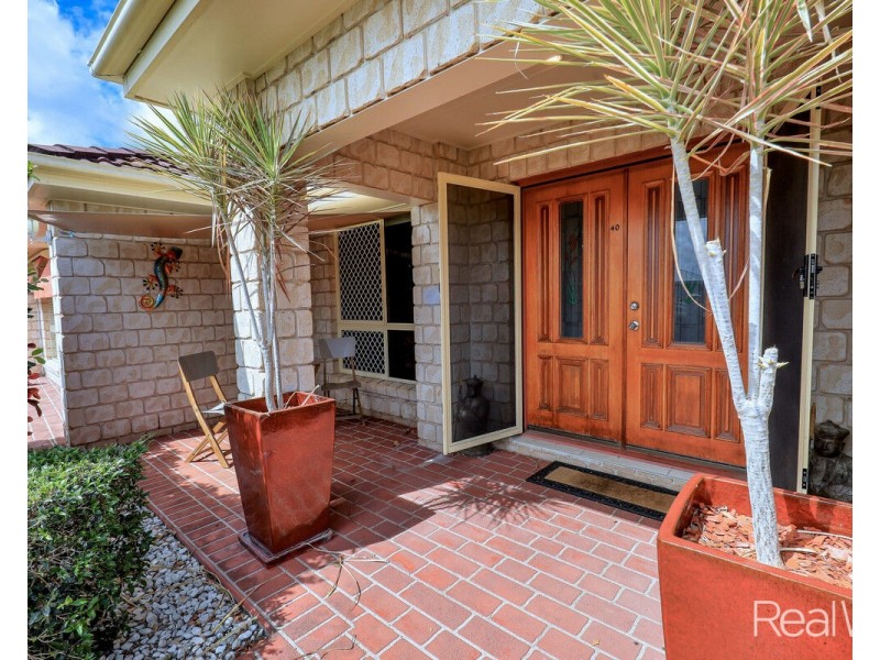 40 Lakeview Drive, Bundaberg North QLD 4670