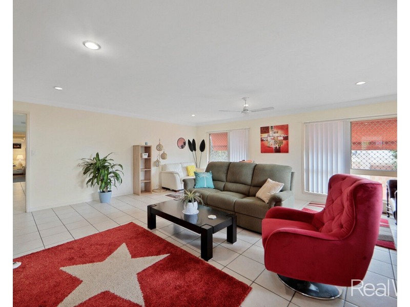 40 Lakeview Drive, Bundaberg North QLD 4670