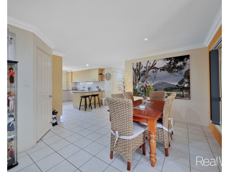 40 Lakeview Drive, Bundaberg North QLD 4670