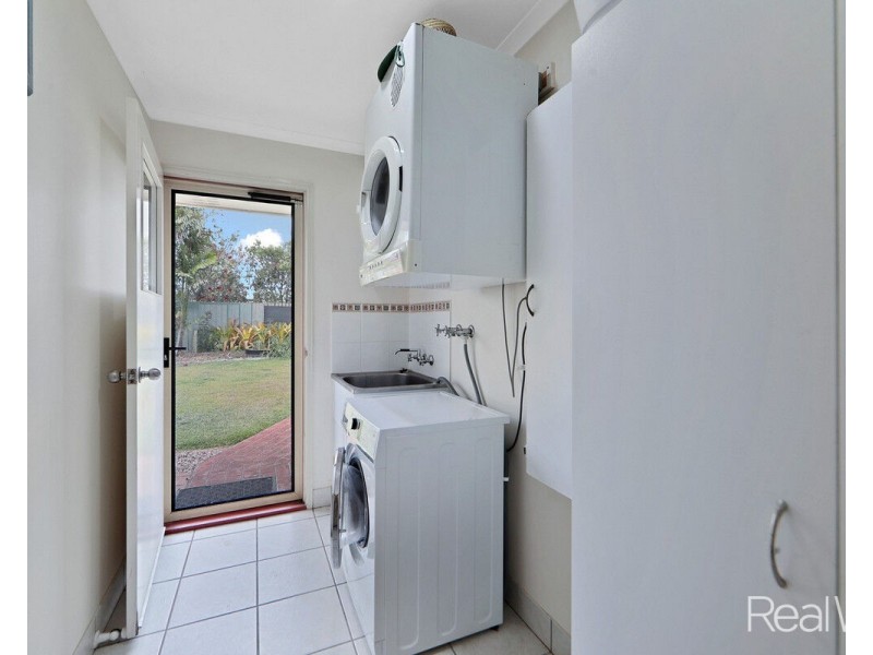 40 Lakeview Drive, Bundaberg North QLD 4670